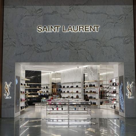 ysl holiday return policy|yvessaint laurent track.